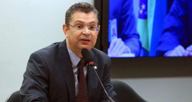 Sóstenes Cavalcante