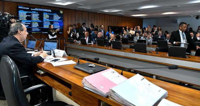 Comissão Senado