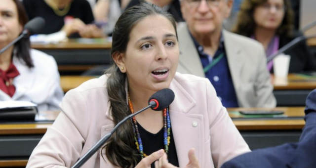 Natália Bonavides
