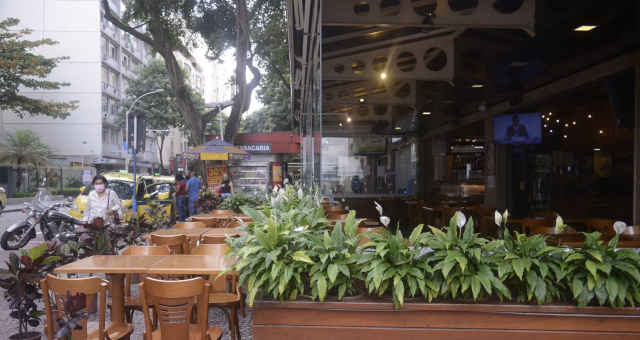 bar restaurante