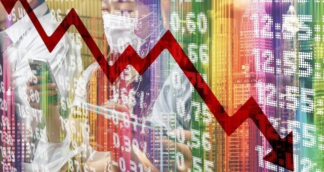 Crise Bolsa Coronavírus economia. Mulher de máscara enquanto bolsa está caindo