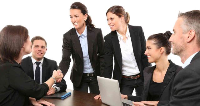 executivos, executivas, reunião, negócios, acordo