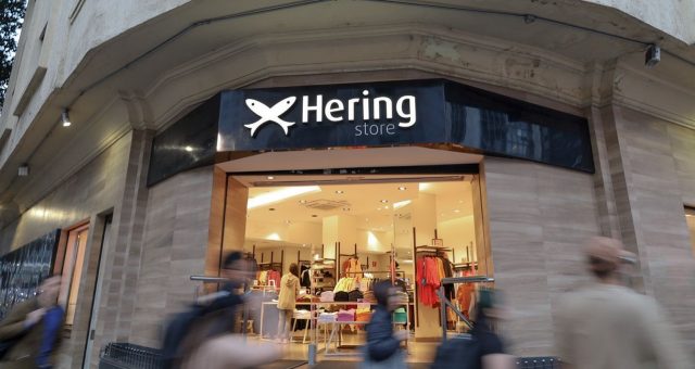 Azzas 2154 (AZZA3) diz que marca Hering não está à venda