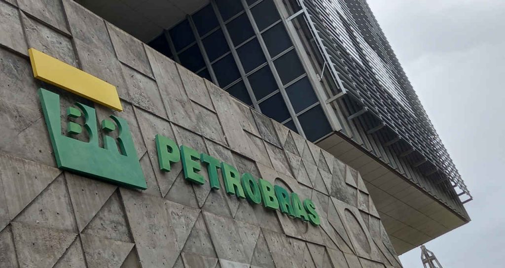 Petrobras (PETR4): Após 'dia mais importante do ano', como ficam as ...