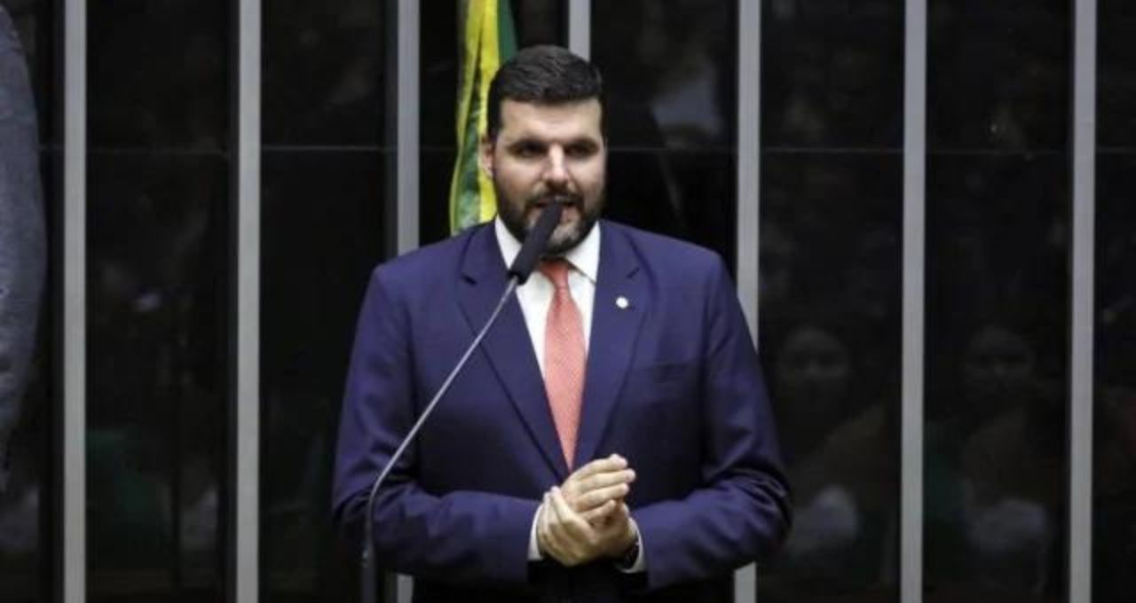 política
