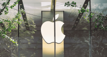 apple aapl trump iphone