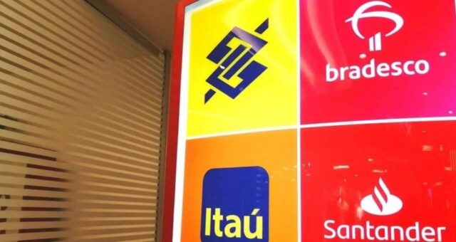 Feriado, Proclamação da República, Bancos, Correios, INSS, Rodízio, Shoppings, Abre e fecha