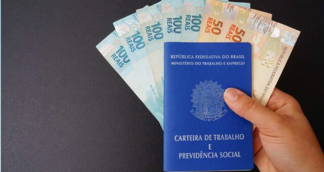 Novo salário mínimo entra em vigor em poucos dias, mas deveria ser muito maior; veja quanto, segundo o Dieese 