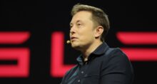 tesla-elon-musk-acoes-trump