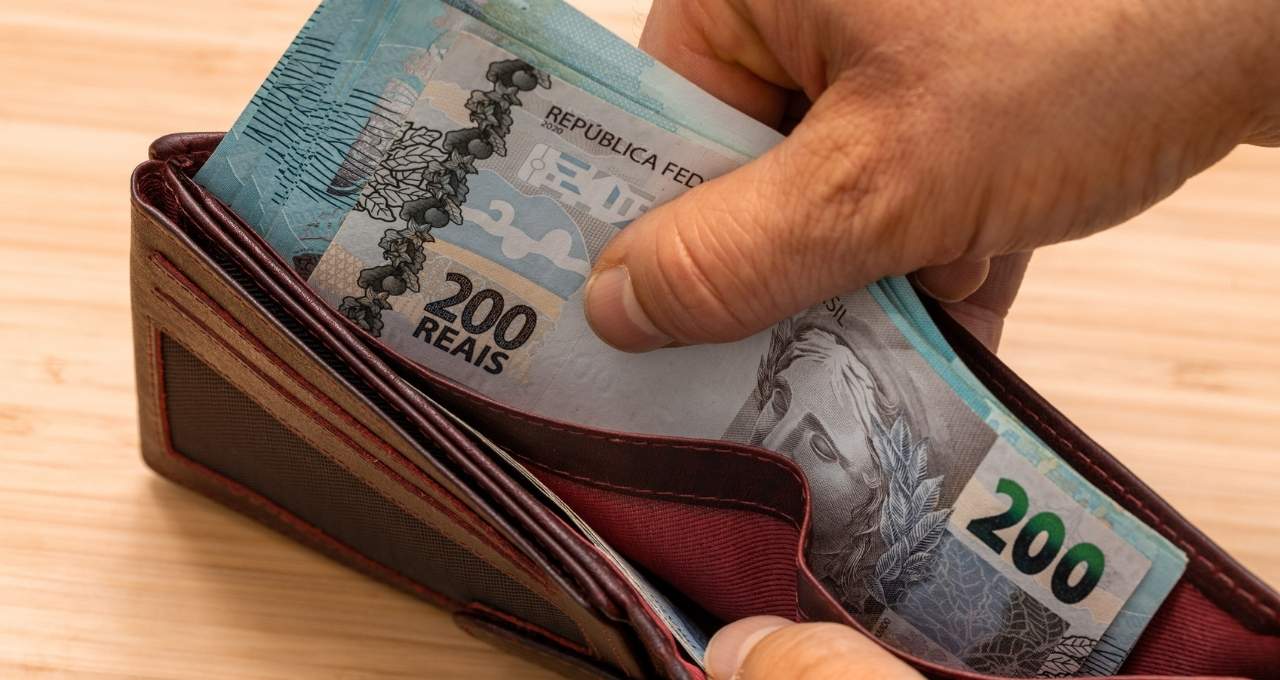Conheça as 5 melhores ações para buscar dividendos em julho, segundo a Empiricus Research