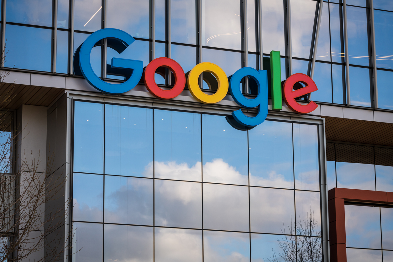 Em 21 anos, ações do Google valorizaram mais de 7.600% — Empiricus Asset destaca 5 marcos da trajetória da big tech