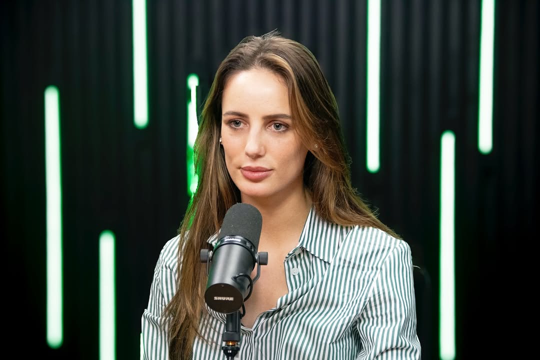 Modelo gaúcha larga a passarela para operar criptomoedas e lucra 6x mais que o bitcoin em 11 meses durante período de simulação