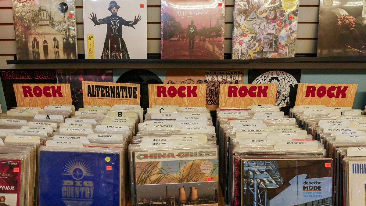 De Taylor Swift a Lady Gaga, o vinil mostra que a escassez planejada e o apelo da nostalgia transformaram o LP em ativo bilionário