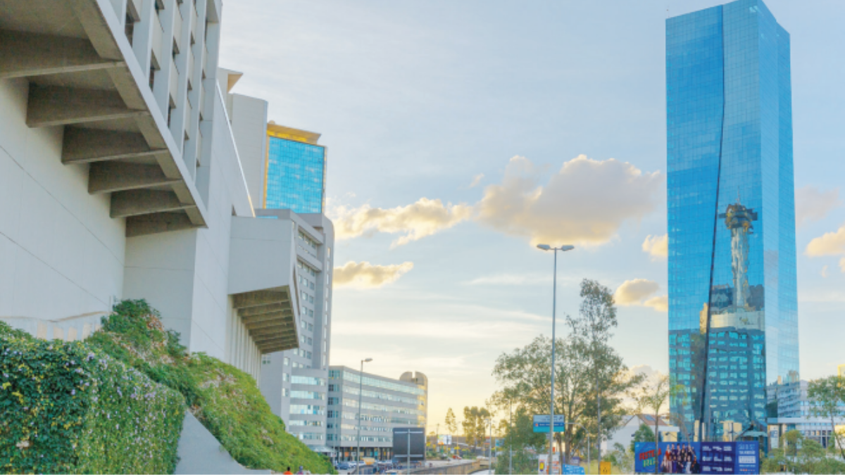 Fora do eixo Rio-SP, Nova Lima se torna a cidade com maior concentração de ricos do Brasil, com rendimento médio superior a R$ 6 mil.