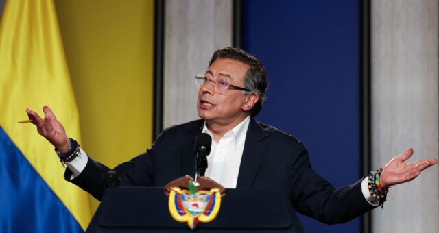 EUA sancionam presidente colombiano Gustavo Petro, citando drogas ilícitas