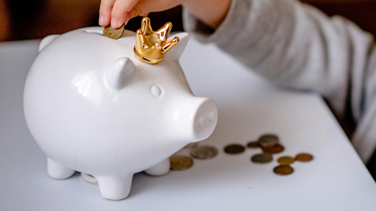 Decisão do STJ reforça que o valor da pensão alimentícia deve respeitar a renda real do pai e o princípio da proporcionalidade previsto no Código Civil.