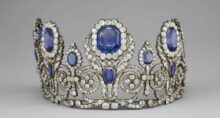 Tiara do conjunto de joias da rainha Marie-Amélie e da rainha Hortense • DivulgaçãoMuseu do Louvre