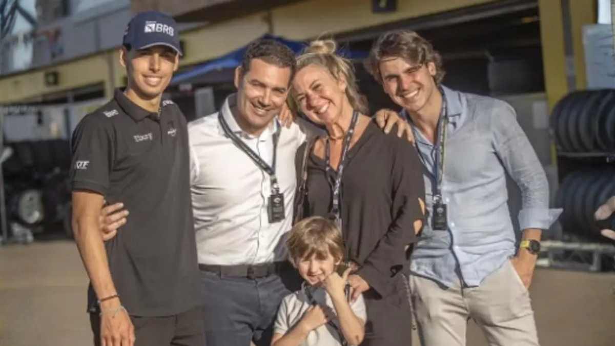 Gabriel Bortoleto e sua família - Reprodução Instagram