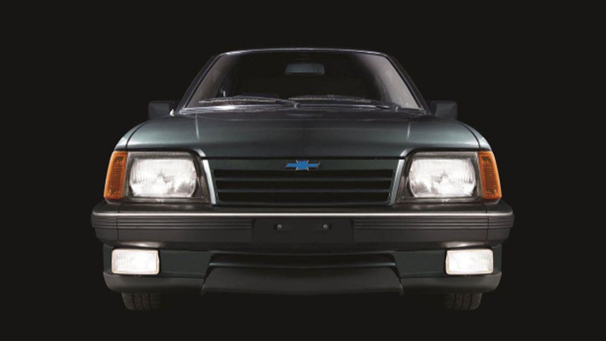Chevrolet Monza 1988