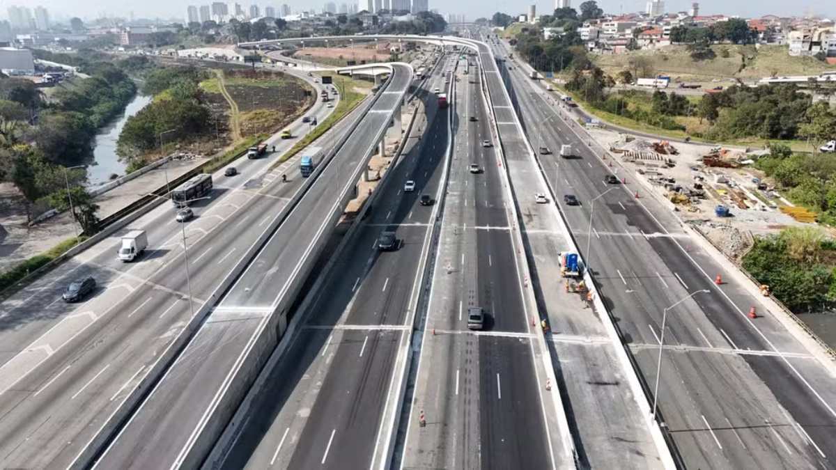 Rodovia Dutra - Divulgação CCR