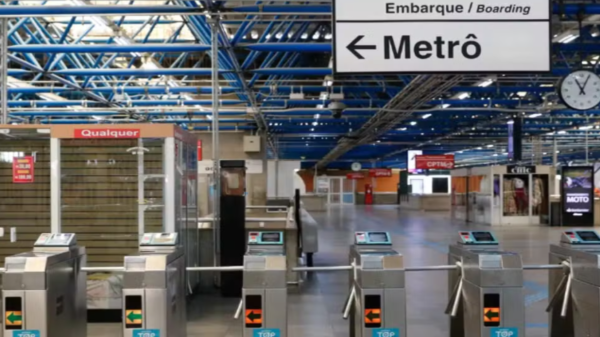 Metrô estreia cobrança com cartão por aproximação. Foto: Fernando Frazão/Agência Brasil