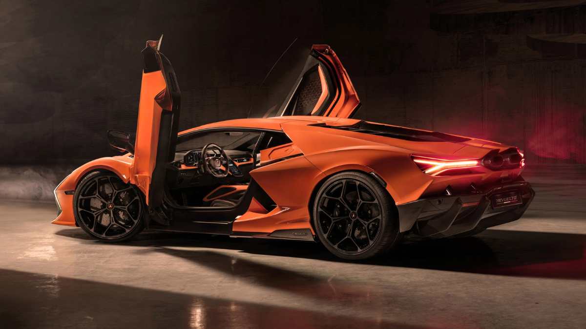 Lamborghini Revuelto - Reprodução