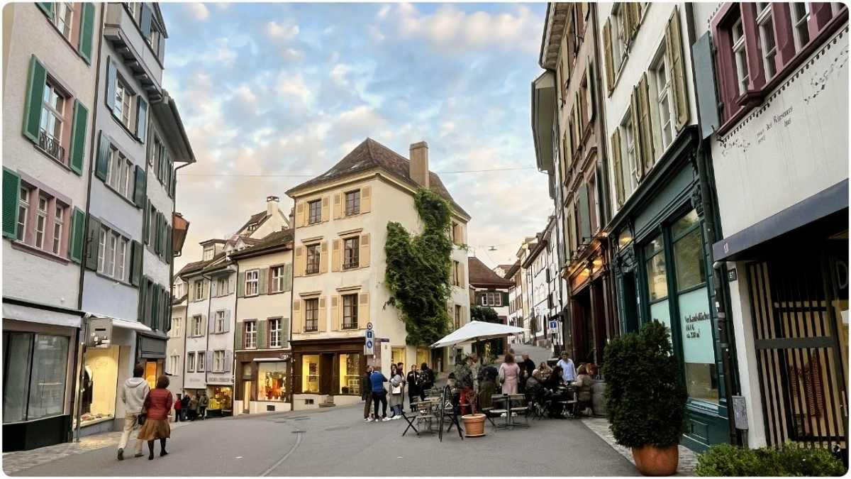 Ruas da Basileia, na Suíça - Reprodução