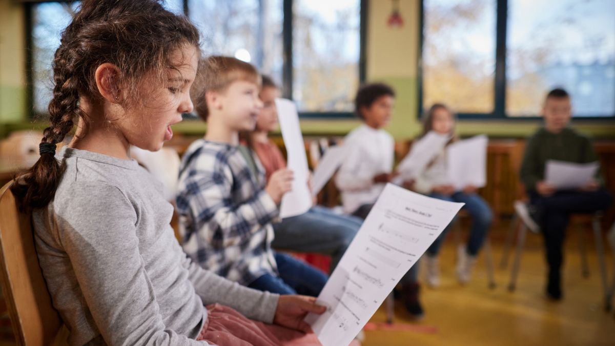 crianças salvam língua