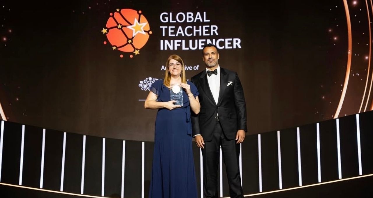 professora brasileira Débora Garofalo