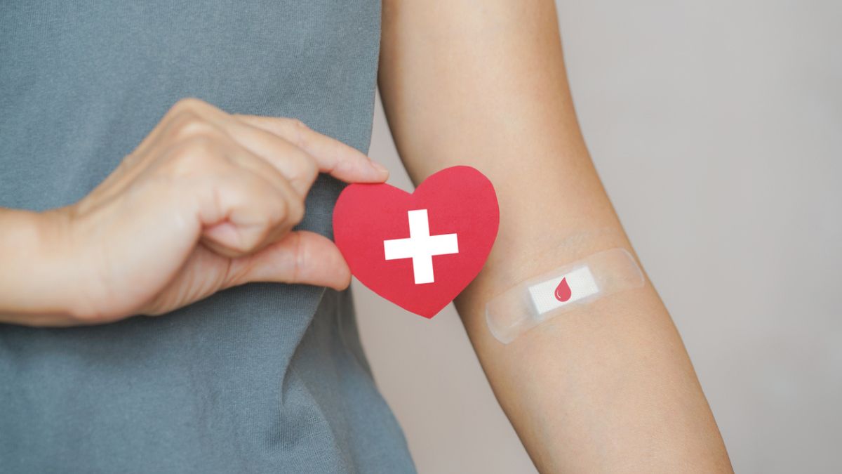 Dia mundial da doação de sangue: CLT garante justificativa de falta sem abono salarial