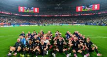 Seleção da noruega faz comemoração com fãs