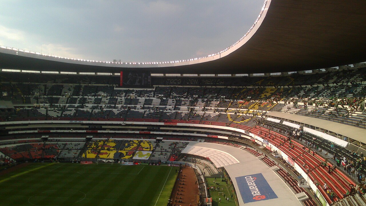 Foto do estádio Azteca, sede da abertura da Copa.