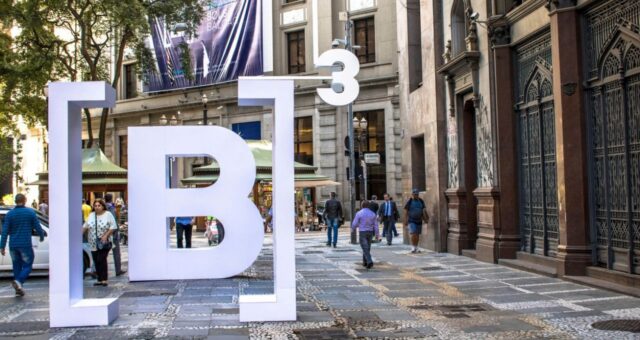 b3