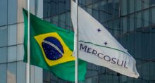 Bandeira do Mercosul e do Brasil 1