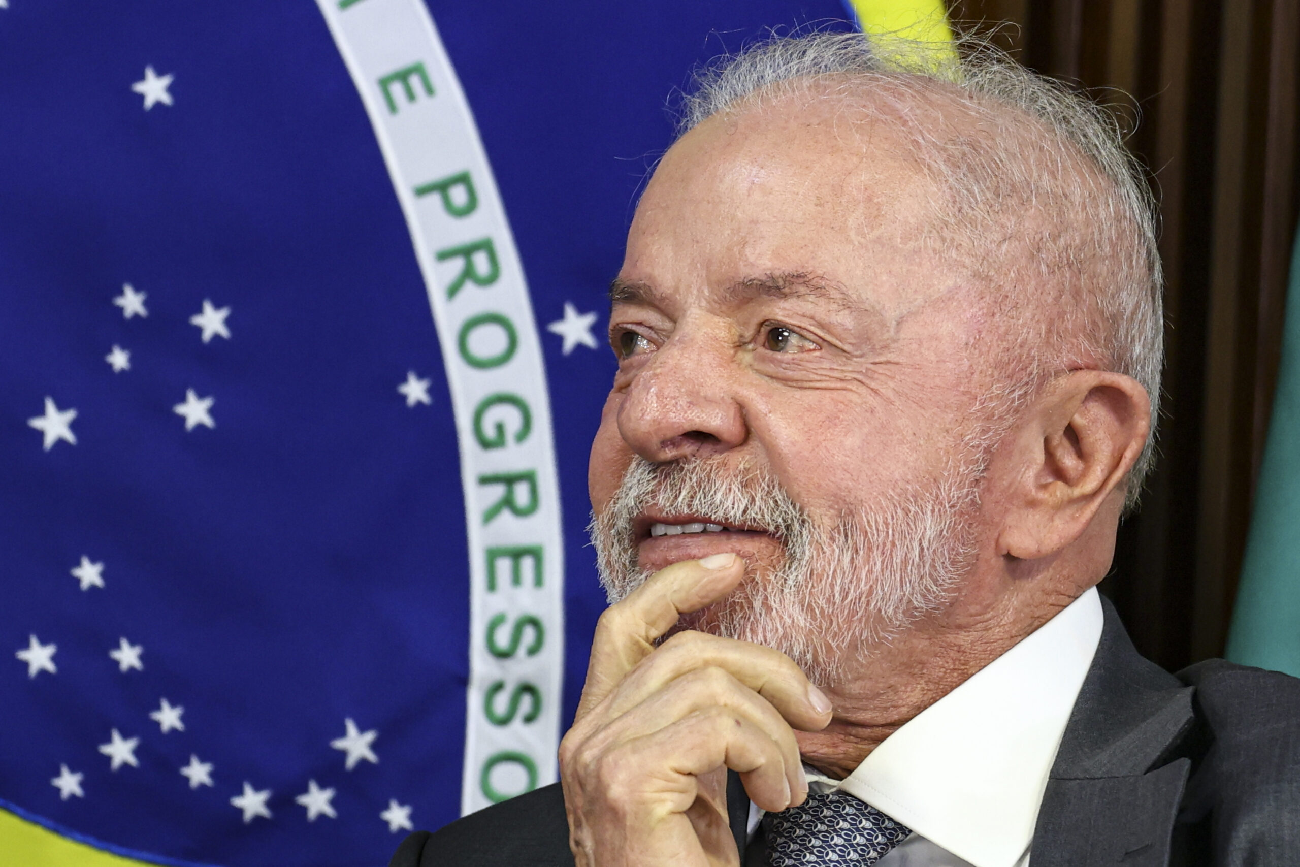 Lula disse a chanceler das Filipinas que Brasil quer ampliar relações bilaterais, informa Secom
