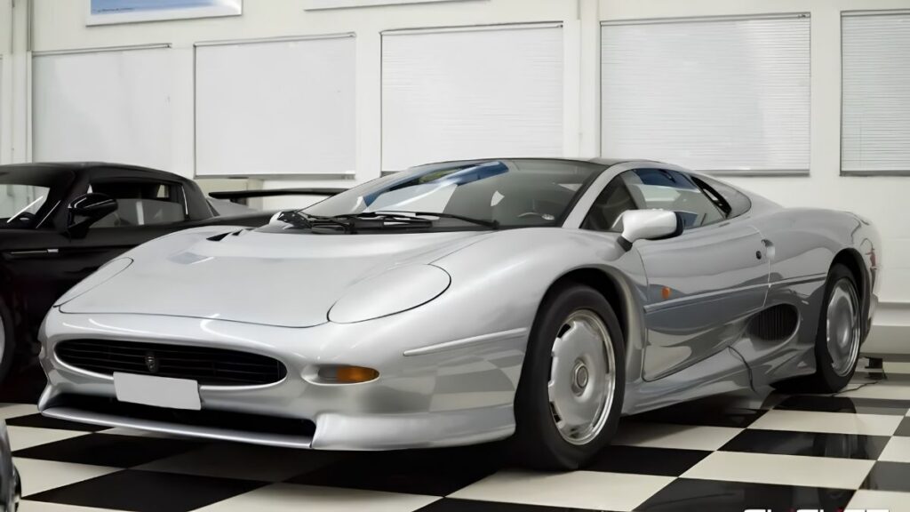 Carros Nelson PiquetJaguar XJ 220