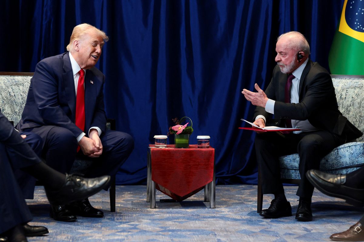 Lula conversa com Trump por telefone e pede retomada das negociações contra tarifaço –